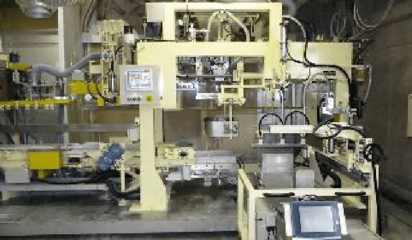 Automatic packaging machine